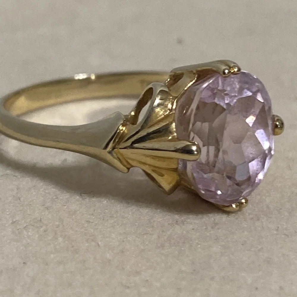 14K Gold Oval Kunzite Ring - Picture 3 of 9